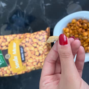 Çerezya Markasının İçinden Taş Çıktı