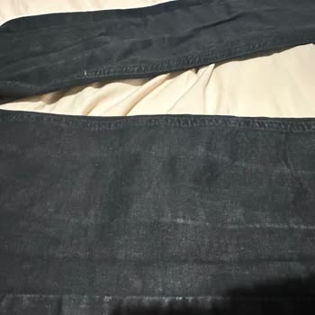 Network Mağazasından Alınan Pantolonun İlk Yıkamada Rengi Attı