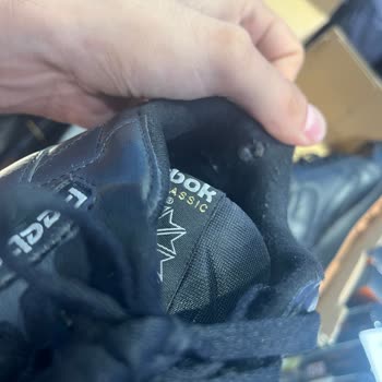 Reebok Ayakkabı İç Kısım Çoraplık Yırtılması