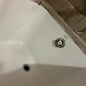 Greenpark Pendik Otelinde Oda Çok Pis Ve Hiç Kimse İlgilenmedi.