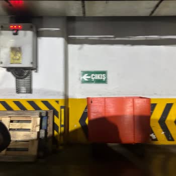 Medical Park Hastanesi Kocaeli Otopark Girişi Kötü Durumda