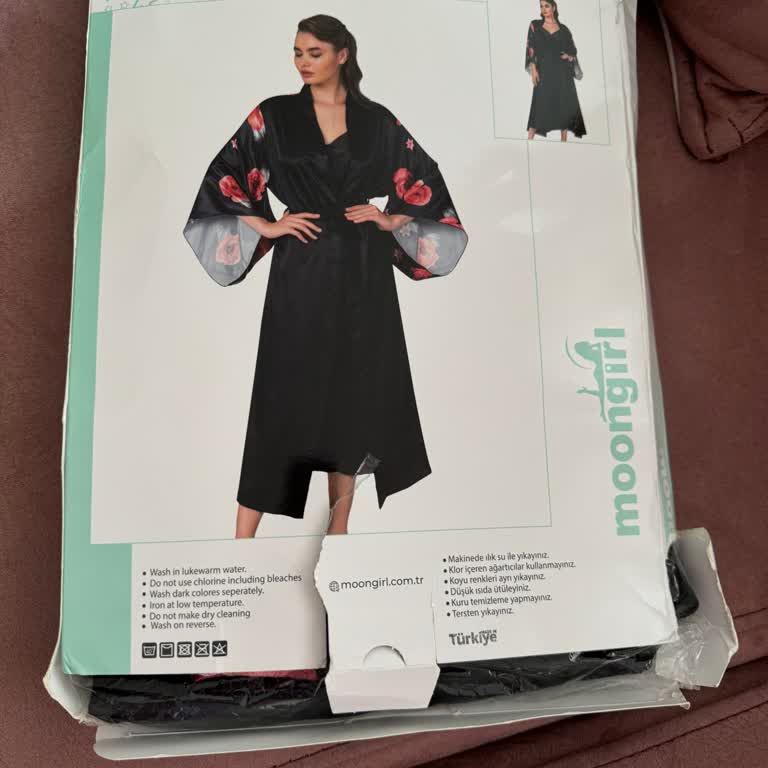 Hepsiburada Yanlış Kategori Ve İade Sorunu: Minimo Lingerie Sabahlık Takımı