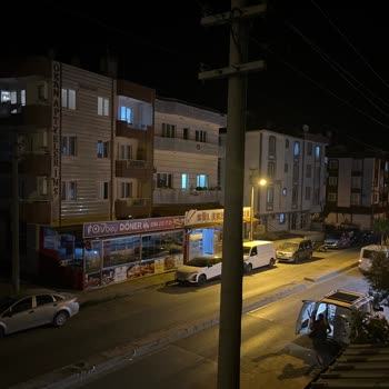 Uludağ Elektrik Esenler Mahallesinin Yetersiz Işıklandırılması!