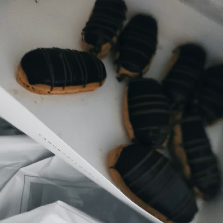 Faruk Güllüoğlu'dan Sipariş Ettiğim Ürünler Bayat Ve Eskimiş Geldi