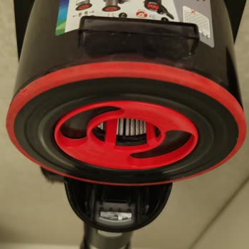 Bosch Unlimited 7 Toz Haznesi Parça Kırılması