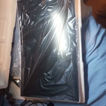 İtopya Bilgisayar İtopya Kırık Monitörü Kabul Etmiyor