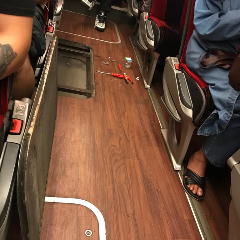 Öz Sivas Seyahat Otobüs Arızası Ve İlgisizlik Yolcuları Mağdur Etti