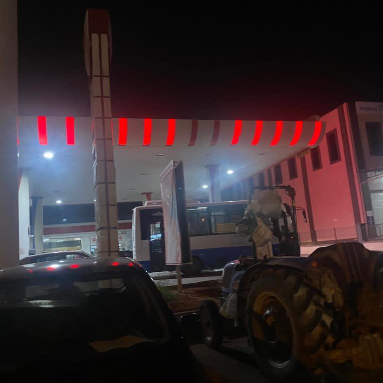 Gaziantep Büyükşehir Belediyesi Gaziantep Özel Halk Otobüsü Şoförünün Yaptığı Terbiyesizlik