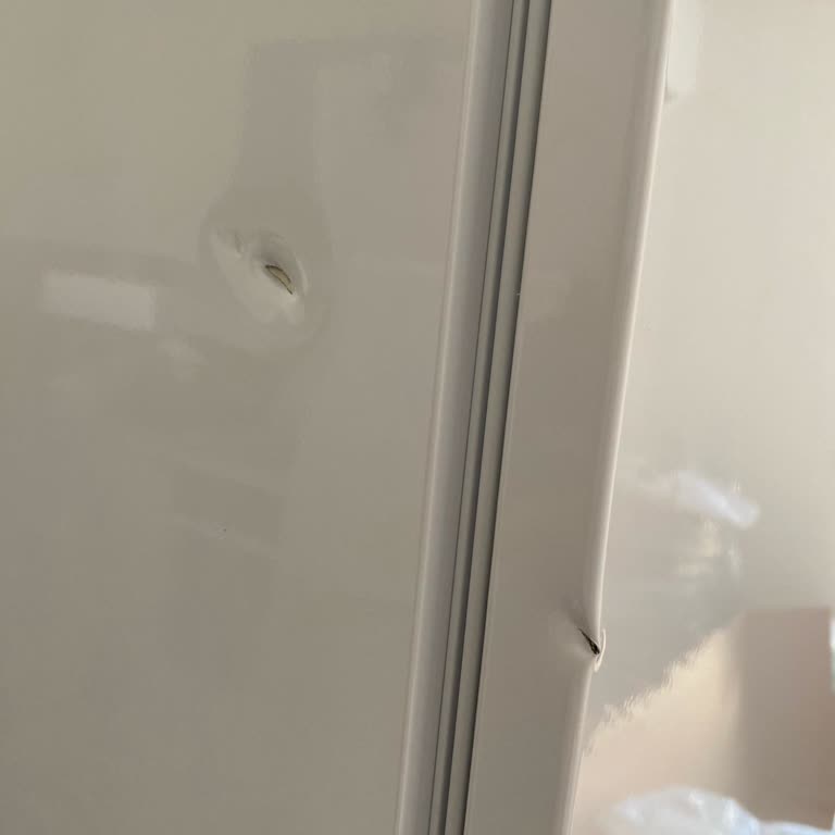 Teka Hasarlı Gelen Buzdolabı