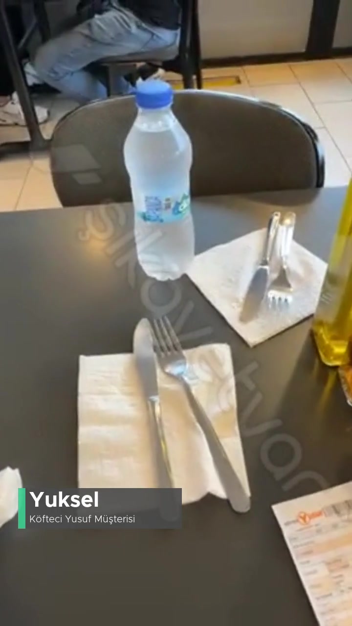 Köfteci Yusuf'ta Z Kuşağı! videonun kapak resmi