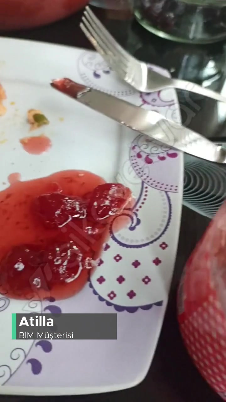 BİM Çözüm Bekliyoruz, Bu Firmaya Ulaşılıp Bilgi Verilsin! videonun kapak resmi