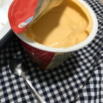 BİM Aknaz Krem Peynir Rengi Turuncu Çıktı