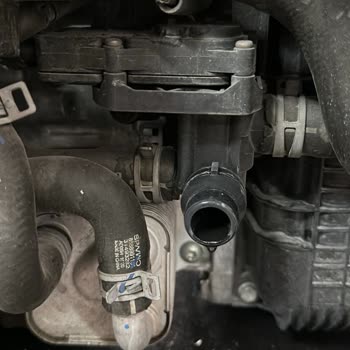 Volvo Sınıfta Kaldı. 126 Binde Motor İndi.