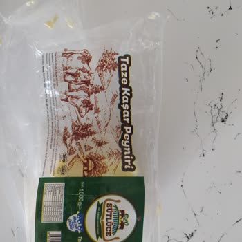 Sevim Ana Unlu Mamuller Sütlüce Taze Kaşar Peynirinden Çıkan Sivrisinek Şoku