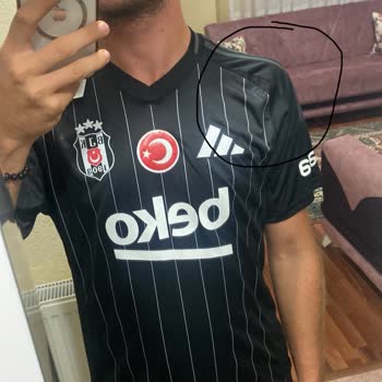 Kartal Yuvası Defolu Ürün. Dikiş Hatası