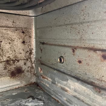 Kiwi Home Kiwi Airfryerin İçinin Tamamen Paslanma Faciası