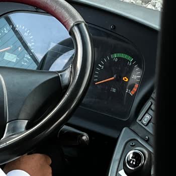 As Adana Seyahat Kazalı Araç Marş Basmıyor Motor Işığı Yanıyor