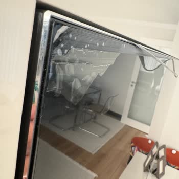 Vestel Koruyucusuz Ve Dayanıksız Ekran