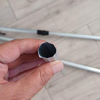 BİM Tek Kullanımlık Olta Sehpası