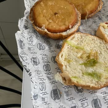 Packet Burger Eksik Malzemelerle Gelen Hamburger Siparişi