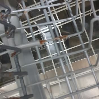 Arçelik Bulaşık Makinesi Telleri Sürekli Paslanıyor ve Kopuyor