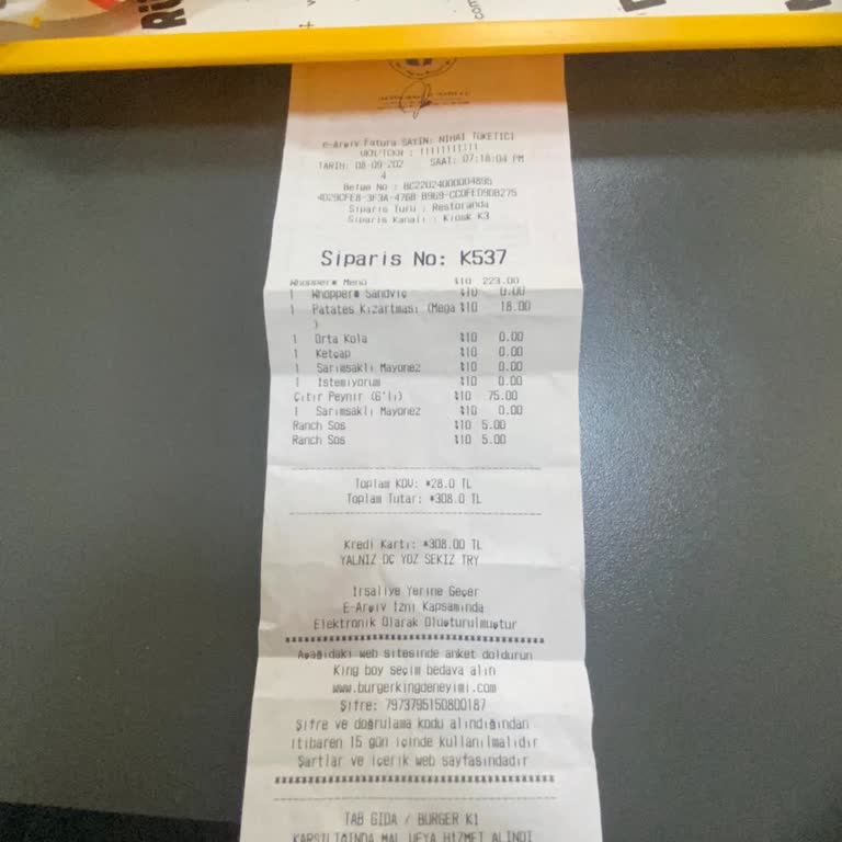Burger King İlgisiz Kaba Personeller Ve Geç Teslim Edilen Sipariş