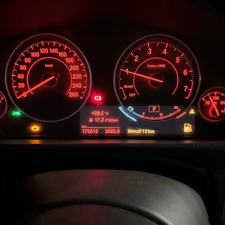 BMW Tahrik Şanzıman Ve Fazla Yakıt