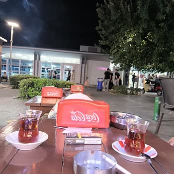 Acarlar Unlu Mamüller Kesinlikle Çok Pahalı Dikkat