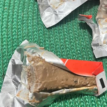 Migros Hemen'den Gelen Kinder Çikolata Bozuk Çıktı