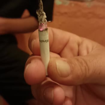 Winston Slender Blue Dan Çıkan Yabancı Cisim