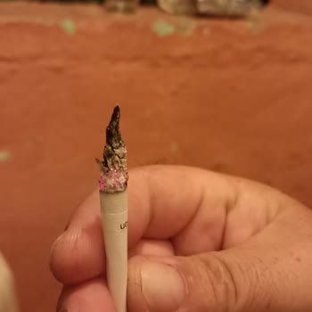 Winston Slender Blue Dan Çıkan Yabancı Cisim