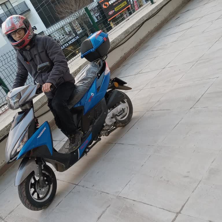 Falcon Nitro 50 Motorsiklet