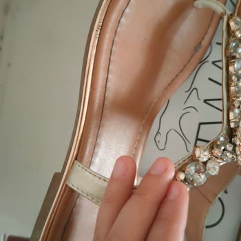 Deichmann Catwalk Sandaletinin Kalite Sorunu