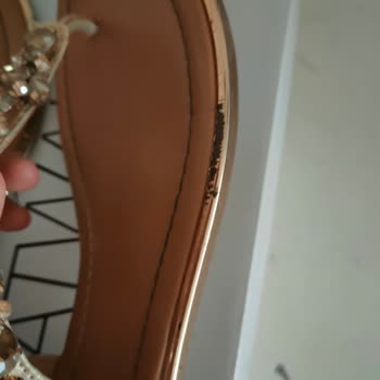 Deichmann Catwalk Sandaletinin Kalite Sorunu