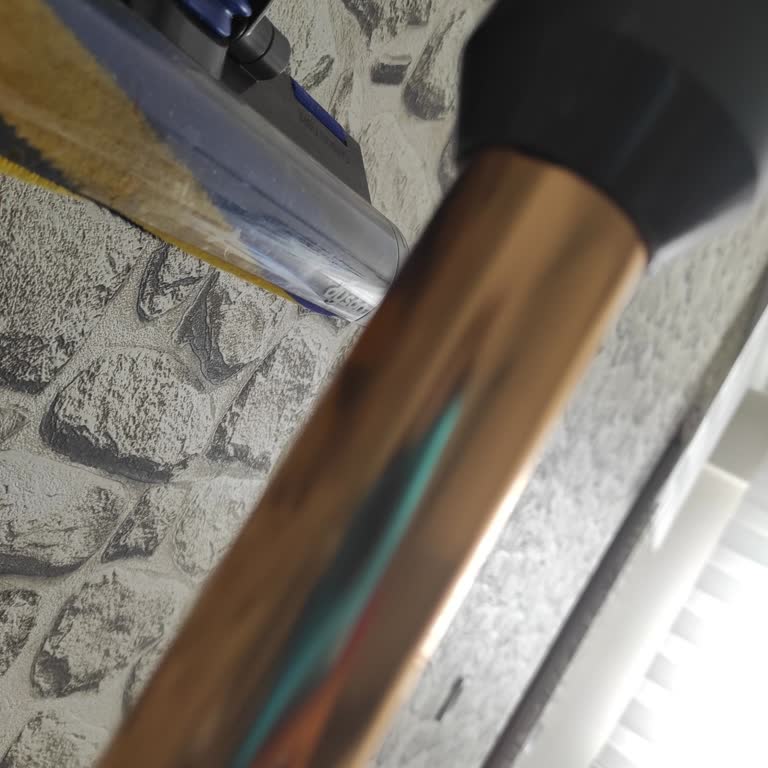 Dyson V12 Boru Kırılması