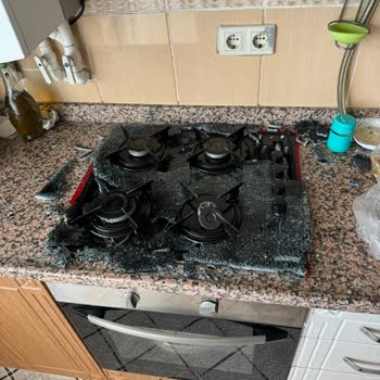 Kumtel Camlı Ocak Camı Tuzla Buz Oldu