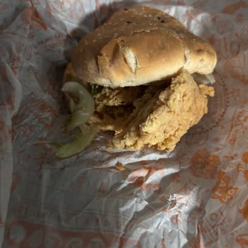Popeyes Yemekler Ezilmiş Halde