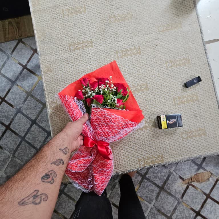 ÇiçekSepeti Görseldeki Le Bana Gelen Aynı Değil