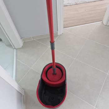 Vileda Spino Ultra Otomatik Temizlik Seti Sopası Çok Çabuk Bozuldu.