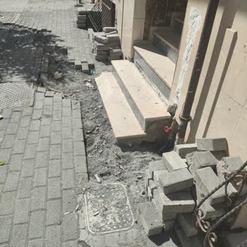 İstanbul Büyükşehir Belediyesi İSKİ'nin Yarım Kalan Kazı Çalışması Mahallemizi Mağdur Ediyor