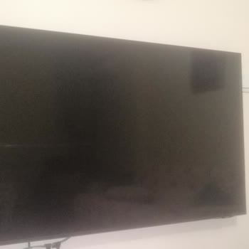 Samsung 50Q60A TV Ekran Kararması Sorunu Yasıyorum.