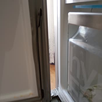 Siemens Servis Hatasının Bedelini Müşteriye Ödetiyor!