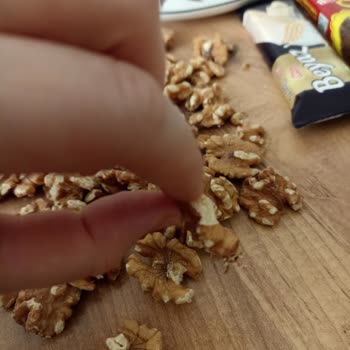 Simbat Kuruyemiş Küflenmiş Ceviz İçi