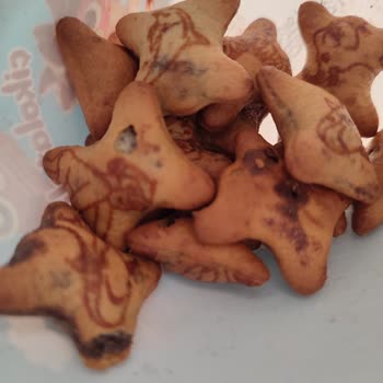 Şölen Ozmo Hoppo Yanık Görüntüsü Ve Çikolataları Akmış Dışına Sızmış.