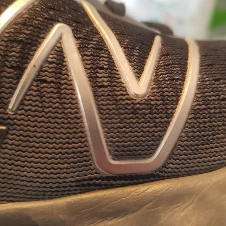 New Balance 520v8 İlk Koşuda Kumaşı Yarıldı.