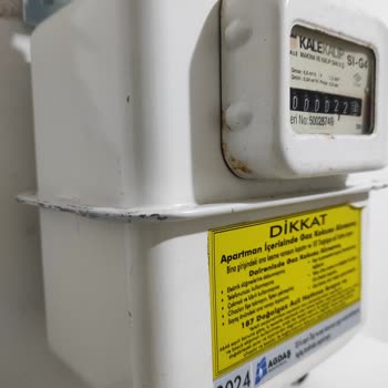 AGDAŞ Yeni Diye Taktıkları Saate Bakar Mısınız