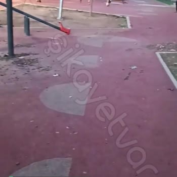 Maltepe Fındıklı Mahallesi Park Çöp İçinde Senem Sokak!