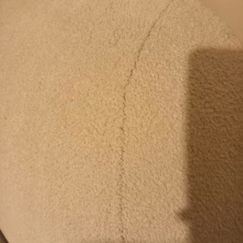 Kelebek Mobilya Yırtık Ve Dikiş Hatalı Ürün Ve Marka Sorumsuzluğu