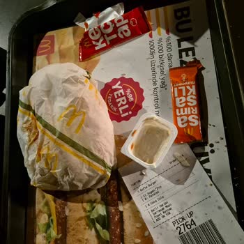 McDonald's Ankara Şubesinde Hizmet Eksikliği Ve Yanlış Sipariş