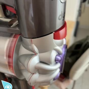 Dyson V8, 2 Kere Servise Alınıp Tamir Görmeden Geri Gönderildi!